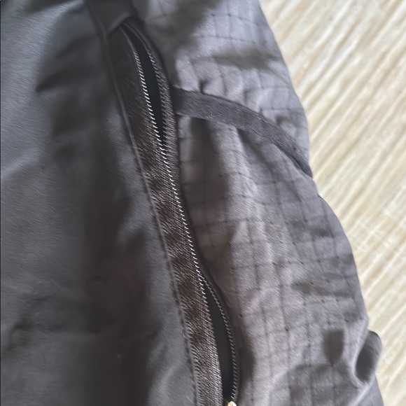 Nike Black Athletic Shorts Lightweight Quick-Dry - Picture 3 of 6